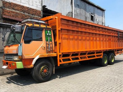 2012 Mitsubishi Fuso FN Orange - Jual mobil bekas di DKI Jakarta