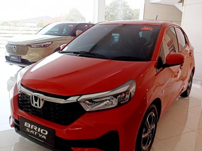 2024 Honda Brio E CVT Merah - Jual mobil bekas di DKI Jakarta