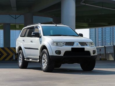 2012 Mitsubishi Pajero Sport Dakar 4x2 AT Putih - Jual mobil bekas di DKI Jakarta