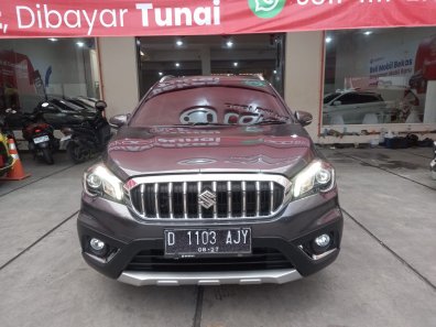 2022 Suzuki SX4 S-Cross AT Abu-abu - Jual mobil bekas di Banten