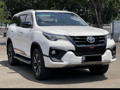 2019 Toyota Fortuner 2.4 VRZ AT Putih - Jual mobil bekas di Banten