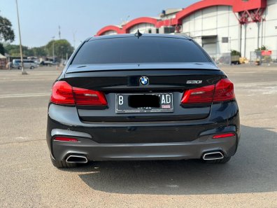 2020 BMW 5 Series 530i M Sport Hitam - Jual mobil bekas di DKI Jakarta