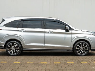 2023 Toyota Veloz Q Silver - Jual mobil bekas di Banten