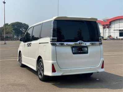 2019 Toyota Voxy 2.0 A/T Putih - Jual mobil bekas di DKI Jakarta