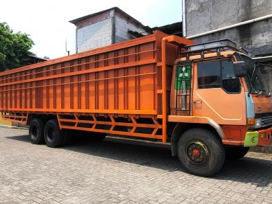 2012 Mitsubishi Fuso FN Orange - Jual mobil bekas di DKI Jakarta