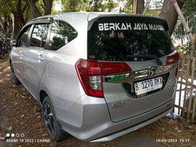 2022 Daihatsu Sigra 1.2 R MT Silver - Jual mobil bekas di Banten