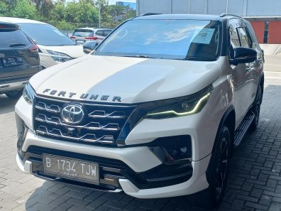 2022 Toyota Fortuner Putih - Jual mobil bekas di DKI Jakarta