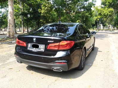 2020 BMW 5 Series 530i Hitam - Jual mobil bekas di DKI Jakarta