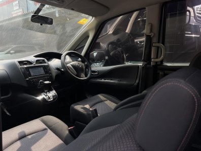 2013 Nissan Serena Highway Star Silver - Jual mobil bekas di DKI Jakarta