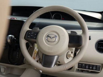 2017 Mazda Biante 2.0 SKYACTIV A/T Silver - Jual mobil bekas di Banten