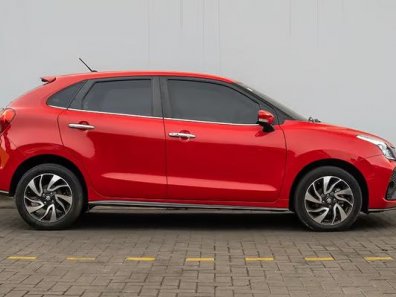 2021 Suzuki Baleno Hatchback A/T Merah - Jual mobil bekas di Banten