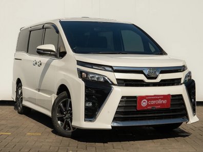 2018 Toyota Voxy 2.0 A/T Putih - Jual mobil bekas di DKI Jakarta