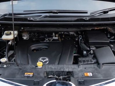 2017 Mazda Biante 2.0 SKYACTIV A/T Hitam - Jual mobil bekas di Banten