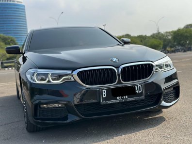 2020 BMW 5 Series 530i M Sport Hitam - Jual mobil bekas di DKI Jakarta