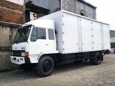 2013 Mitsubishi Fuso Truck Diesel Putih - Jual mobil bekas di DKI Jakarta