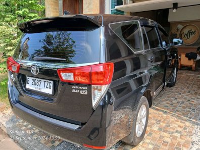 2018 Toyota Kijang Innova V A/T Gasoline Hitam - Jual mobil bekas di Jawa Barat