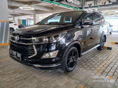 2020 Toyota Venturer Hitam - Jual mobil bekas di Banten