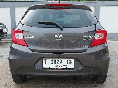 2022 Honda Brio Satya E CVT Abu-abu - Jual mobil bekas di Jawa Barat