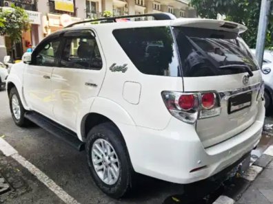 2015 Toyota Fortuner V Putih - Jual mobil bekas di DKI Jakarta