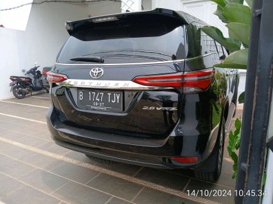 2022 Toyota Fortuner VRZ Hitam - Jual mobil bekas di Banten