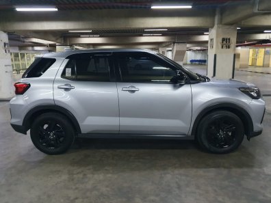 2023 Daihatsu Rocky 1.2 M CVT Silver - Jual mobil bekas di DKI Jakarta