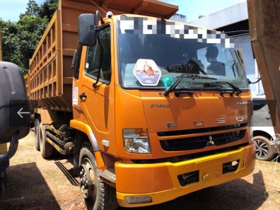 2022 Mitsubishi Fuso Trucks Orange - Jual mobil bekas di DKI Jakarta