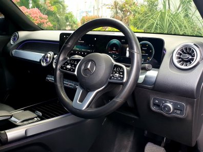 2021 Mercedes-Benz GLB 200 Progressive Line Hitam - Jual mobil bekas di DKI Jakarta