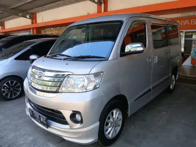 2021 Daihatsu Luxio 1.5 X M/T Silver - Jual mobil bekas di DKI Jakarta