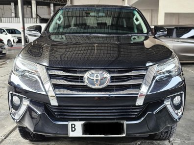 2017 Toyota Fortuner 2.4 VRZ AT Hitam - Jual mobil bekas di Jawa Barat