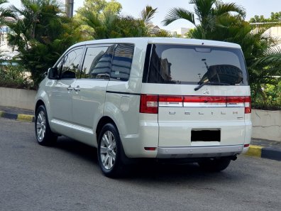 2015 Mitsubishi Delica Royal Putih - Jual mobil bekas di DKI Jakarta