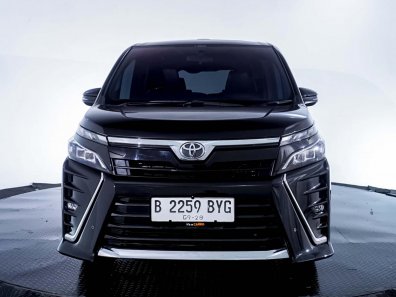 2018 Toyota Voxy 2.0 A/T Hitam - Jual mobil bekas di Banten