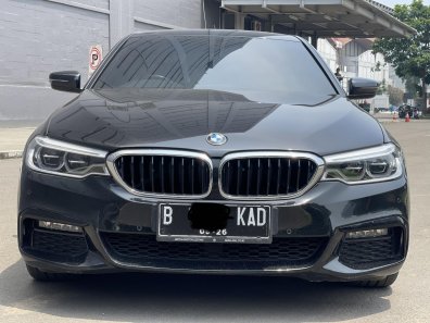 2020 BMW 5 Series 530i Hitam - Jual mobil bekas di DKI Jakarta