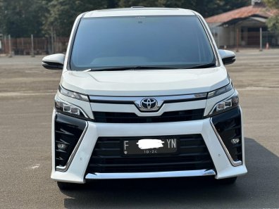 2019 Toyota Voxy 2.0 A/T Putih - Jual mobil bekas di DKI Jakarta