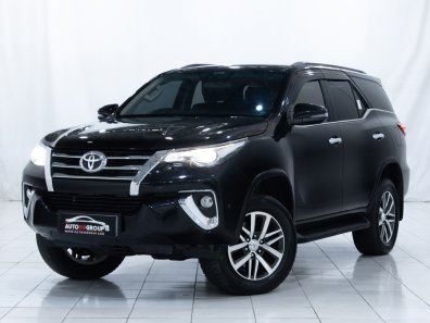 2019 Toyota Fortuner 2.4 VRZ AT Hitam - Jual mobil bekas di Kalimantan Barat