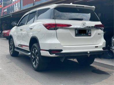 2019 Toyota Fortuner 2.4 VRZ AT Putih - Jual mobil bekas di DKI Jakarta