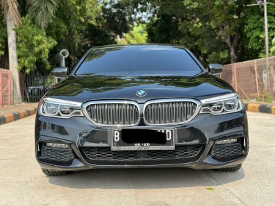 2020 BMW 5 Series 530i M Sport Hitam - Jual mobil bekas di DKI Jakarta