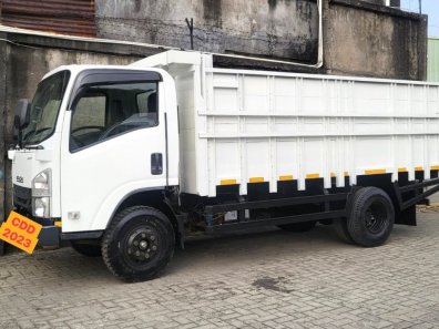 2023 Isuzu Elf Nmr 81 Putih - Jual mobil bekas di DKI Jakarta