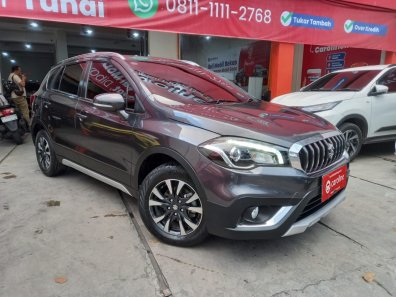 2022 Suzuki SX4 S-Cross AT Abu-abu - Jual mobil bekas di Jawa Barat