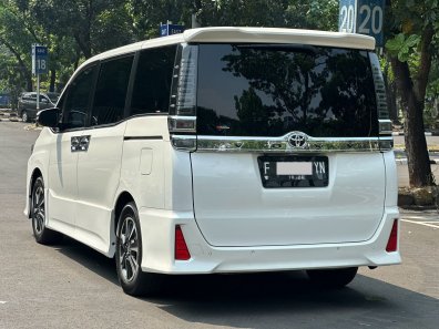 2019 Toyota Voxy 2.0 A/T Putih - Jual mobil bekas di DKI Jakarta