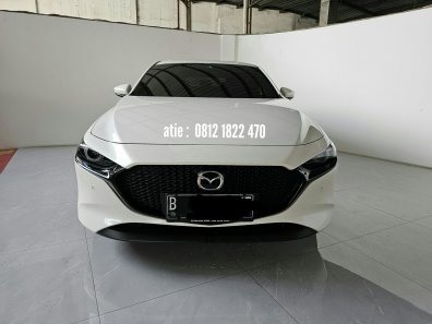 2020 Mazda 3 Skyactive-G 2.0 Putih - Jual mobil bekas di Jawa Barat