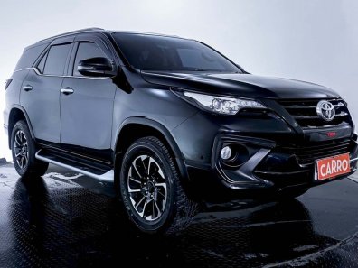 2020 Toyota Fortuner 2.4 VRZ AT Hitam - Jual mobil bekas di DKI Jakarta