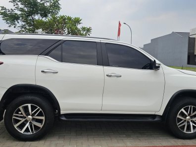 2016 Toyota Fortuner 2.4 VRZ AT Putih - Jual mobil bekas di DKI Jakarta