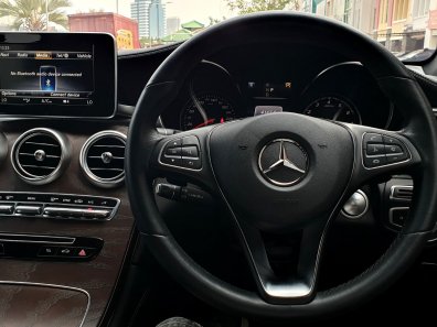 2019 Mercedes-Benz GLC 200 Exclusive Line Abu-abu - Jual mobil bekas di DKI Jakarta