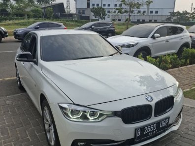 2016 BMW 3 Series 320i Putih - Jual mobil bekas di Jawa Barat