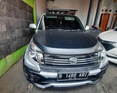 2015 Daihatsu Terios ADVENTURE R Silver - Jual mobil bekas di Jawa Barat