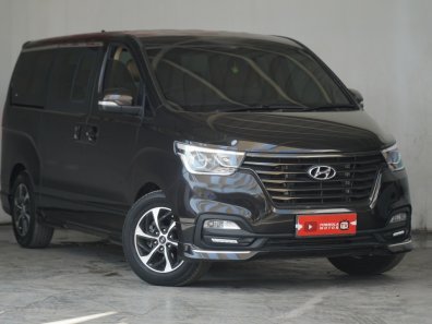 2018 Hyundai H-1 2.5L CRDi XG Coklat - Jual mobil bekas di Jawa Barat