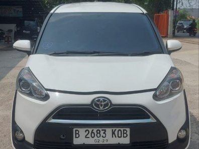 2018 Toyota Sienta V Putih - Jual mobil bekas di Jawa Barat