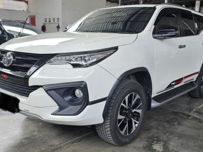 2017 Toyota Fortuner TRD Putih - Jual mobil bekas di Jawa Barat