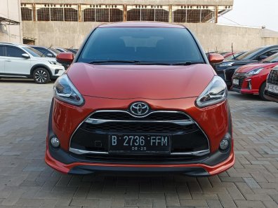 2020 Toyota Sienta Q CVT Orange - Jual mobil bekas di Banten