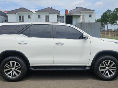 2016 Toyota Fortuner 2.4 VRZ AT Putih - Jual mobil bekas di DKI Jakarta